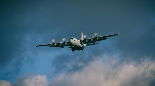 avion militar hercules c 130 prabusit in columbia primele imagini video