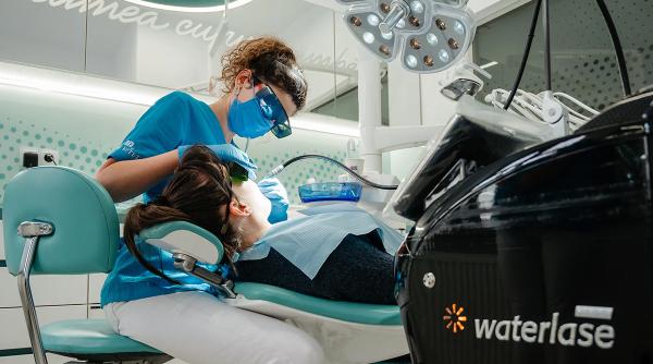 cum ajuta tehnologia laser la sanatatea gingiilor