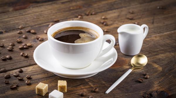 bei cafeaua imediat dupa ce te trezesti s ar putea sa faci o mare greseala iata de ce