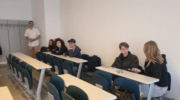 COMPAS: Cum citești oamenii și cum transmiți un mesaj puternic