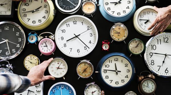 ora de vara 2026 cand se da ceasul inainte si ce efecte are asupra programului tau