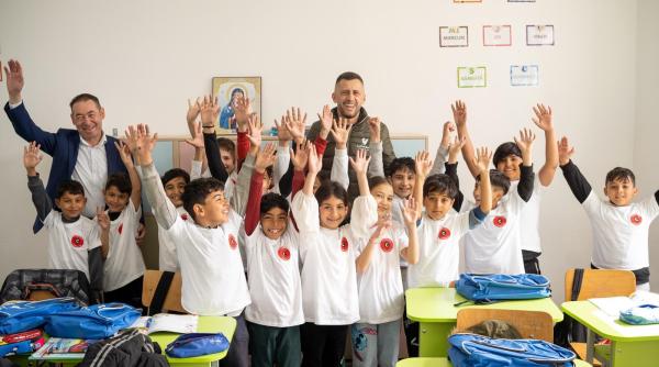 ziua meselor scolare hrana care uneste comunitatea sute de copii sprijiniti prin campania fundatiei carmistin