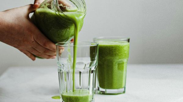 sucul de telina bautura minune sau doar un mit ce spun de fapt specialistii