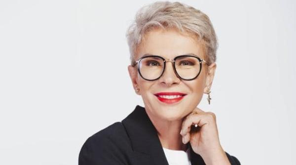 teo trandafir l am sunat pe mircea badea a fost socul vietii mele de aceea astazi dorm ca vampirii