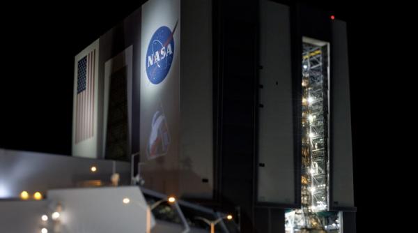 nasa se pregateste sa lanseze misiunea istorica artemis ii catre luna