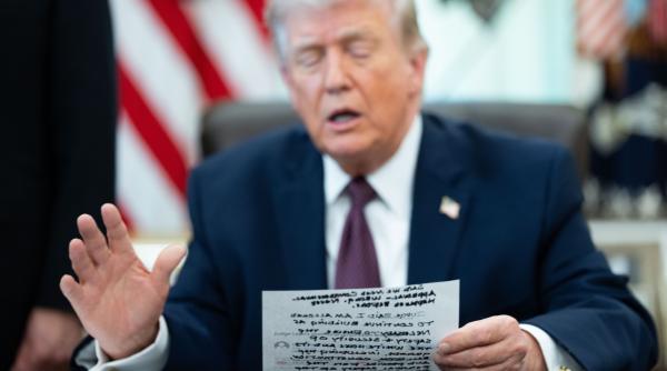 trump ameninta cu oprirea livrarilor de arme catre ucraina daca aliatii europeni nu ajuta la redeschiderea stramtorii ormuz surse ft