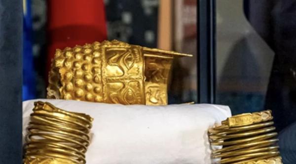 coiful de aur de la cotofenesti si bratarile dacice returnate romaniei ce se va intampla cu banii pe care tara noastra i a primit despagubire