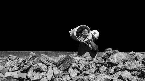 Timp de 2 ani, România a închis unitățile pe cărbune, fără a pune nimic în loc. ”A generat șoc de prețuri și a pierdut 2 mld. de euro, bani gratis de la UE” VIDEO