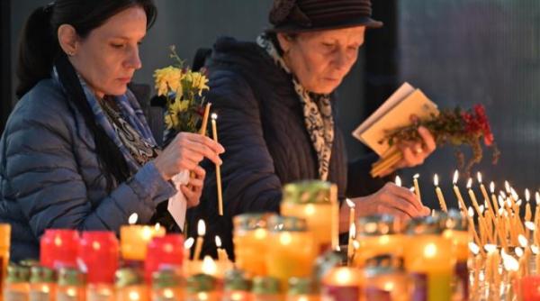 moastele sfantului lazar au fost depuse spre cinstire la catedrala patriarhala