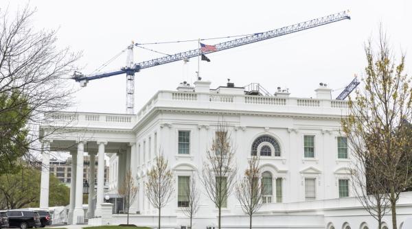 focuri de arma langa casa alba unde se afla trump la momentul incidentului