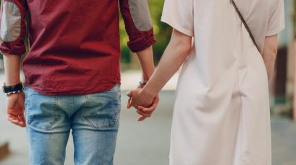 legea unui singur nume de familie in japonia schimba comportamentul oamenilor ce fac tinerii care nu vor sa si l schimbe