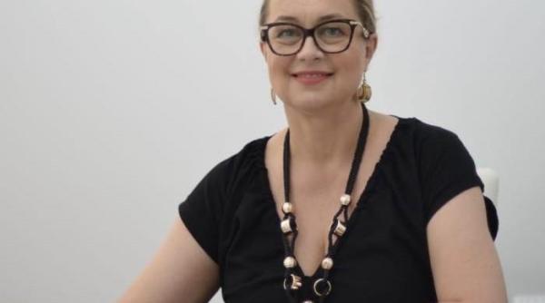 nu ti mai sprijini barbia in palma daca vrei dinti frumosi dr mihaela raescu ghid pentru o buna sanatate orala