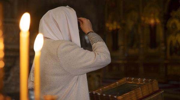 joia mare traditii si superstitii gestul pe care il faci zilnic dar astazi este interzis aduce ghinion si neitelegeri in familie