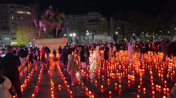 calea luminii din joia mare la targoviste eveniment care reprezinta speranta