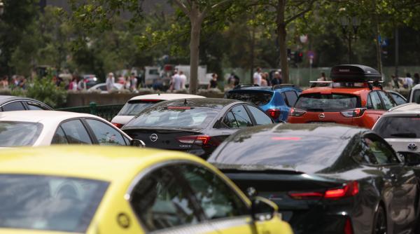 Cum se circulă în țară. Informații Infotrafic. Două artere cu trafic intens