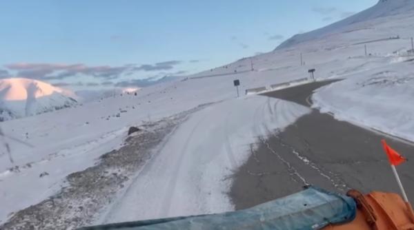 imaginile diminetii cu ger si zapada minus 10 grade la balea lac si viscol in hunedoara alba si arges