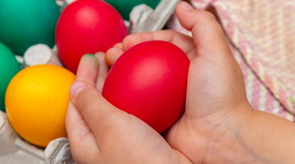 de ce ciocnim ouale de pasti ce semnifica de fapt acest obicei