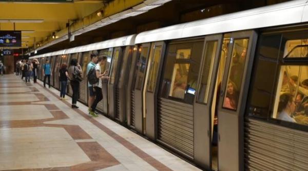 panica la metrou luni dimineata un vagon a fost cuprins de fum