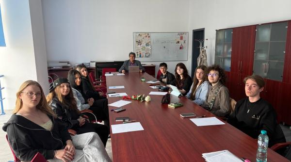 comunicarea care face diferenta studentii titu maiorescu dialog despre relatii autentice si succes