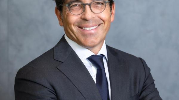 rocada la varful bat jorge araya preia regiunea europa centrala andre basile ii ia locul in romania