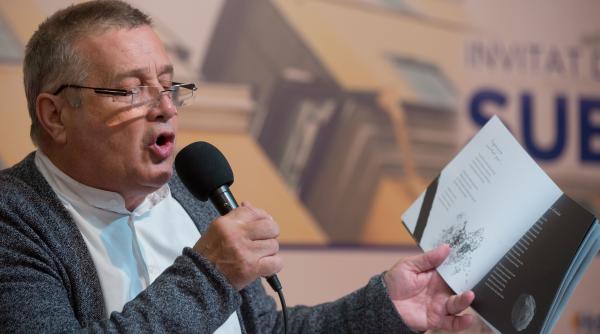 Casa lui Mircea Dinescu de la Cetate, incendiată / video