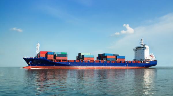 sua au capturat o nava iraniana in golful oman teheranul ameninta ca va raspunde