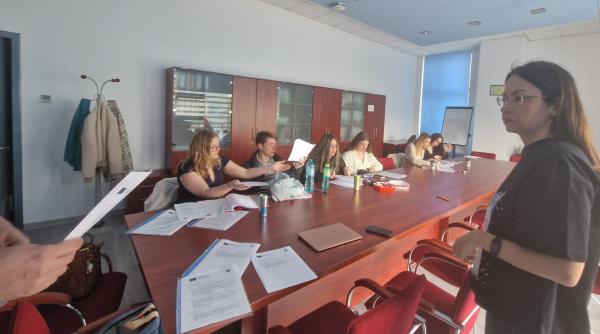 secretele unui interviu reusit studentii titu maiorescu invata tehnica etica si impactul in media