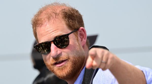 printul harry intr o vizita surpriza in ucraina cat timp petrece ducele de sussex la kiev