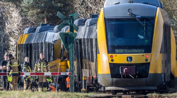 2 romani implicati in accidentul feroviar din danemarca starea lor de sanatate