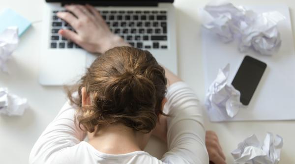 cum vad romanii din diaspora burnout ul sanatatea mentala la munca