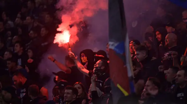 ultrasi csa steaua acuzati ca au talharit si lovit cu masina un suporter dinamovist