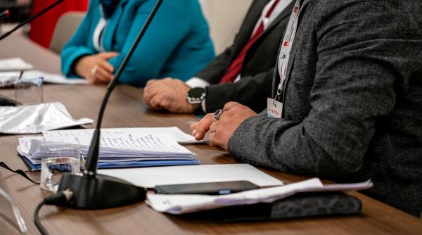 atentie la anul 2028 ce se pregateste pe plan politic ponta va fi un moment de schimbare fundamentala in romania