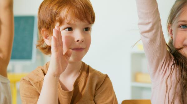 Eşti ceea ce întrebi. Un formator de profesori încurajează copiii să pună întrebări
