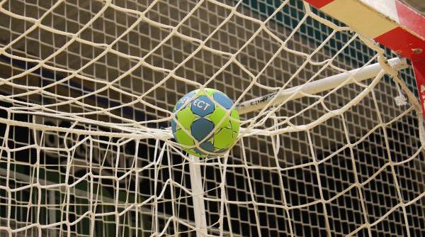 Handbal masculin: CS Dinamo Bucureşti, din nou campioană. 10 titluri consecutive și numărul 22 în palmares