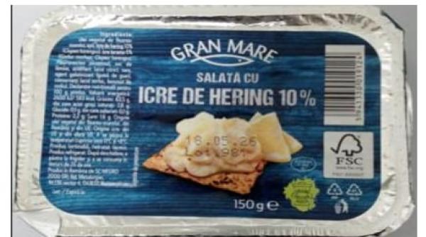 Lot de salată de hering retras de la raft, după detectarea unei bacterii periculoase