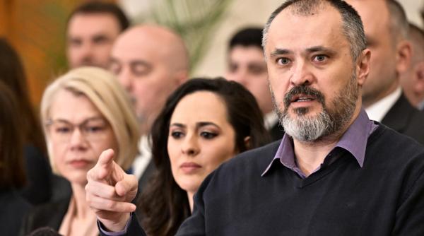 cristian ghinea recunoaste ca a facut parte dintr un experiment esuat usr si pnl bolojan vor anticipate deoarece cresc in sondaje