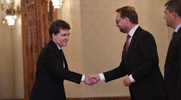 dominic fritz primul care a discutat cu nicusor dan tocmai ce a plecat de la palatul cotroceni surse