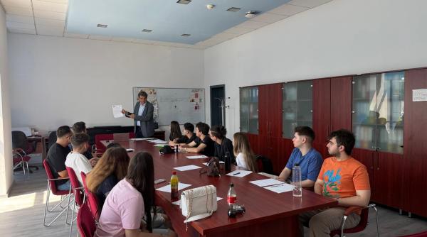cum construim relatii mai bune prin comunicare lectia oferita studentilor de sorin ivan