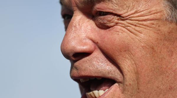 analiza dc news ascensiunea lui farage si reform uk explicata de stefan popescu la fel ca maga in sua valul a lovit si dreapta clasica