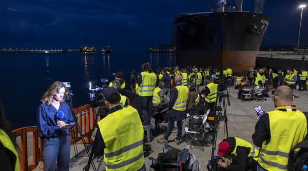 hantavirus ultima ora despre focarul de pe vasul de croaziera mv hondius nava de croaziera a ajuns deja in tenerife dupa ce guvernul a impus acostarea acesteia in ciuda opozitiei executivului din insulele canare