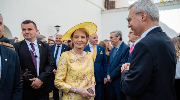 garden party in gradina palatului elisabeta majestatea sa custodele coroanei a gazduit sarbatoarea zilei de 10 mai