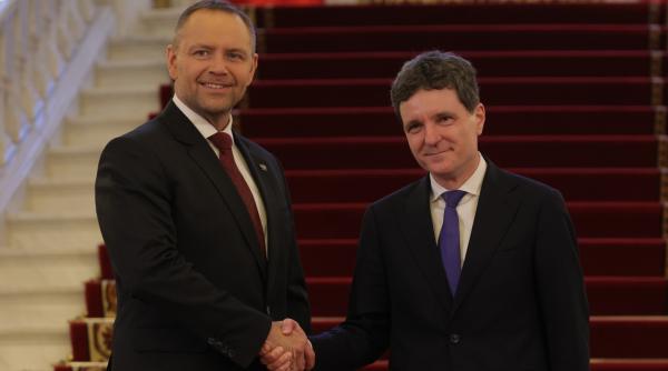 apelul facut de karol nawrocki la summitul b9 nu este momentul pentru schimbarea asta