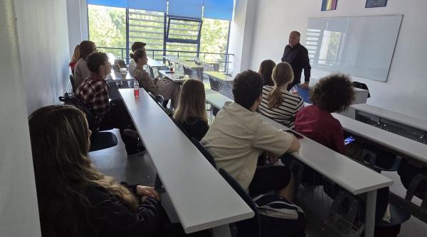 titi aur fata in fata cu studentii utm cum construiesti un business de succes de la zero
