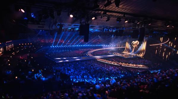 live eurovision 2026 semifinala 2 alexandra capitanescu urca pe scena