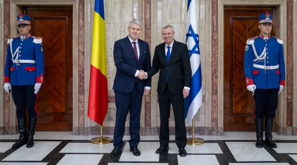 Ministrul Justiţiei din Israel, Yariv Levin, impresionat de Cătălin Predoiu. A fost primit în biroul lui Nicolae Ceauşescu