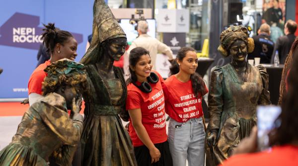 festivalul international shakespeare craiova 2026 11 zile de festival 450 de evenimente si artisti din intreaga lume