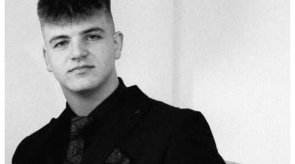 alex fiul unui viceprimar a murit la 19 ani dupa ce a cazut cu motocicleta intr o rapa