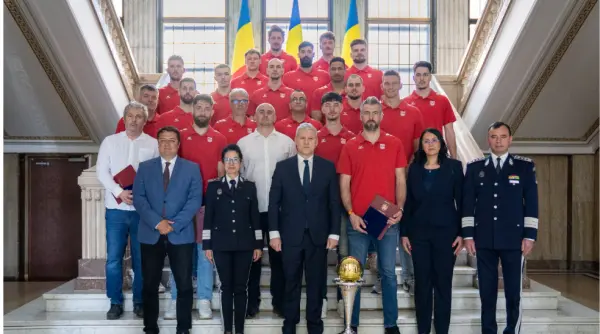 campionii voleiului masculin recompensati de ministrul afacerilor interne catalin predoiu