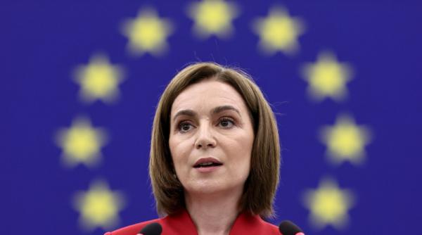 maia sandu a electrizat parlamentul european presedintele republicii moldova a fost decorata cu ordinul de merit european foto in articol