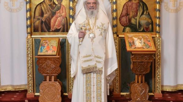 hramului istoric al catedralei patriarhale patriarhul daniel oficiaza liturghia programul evenimentului